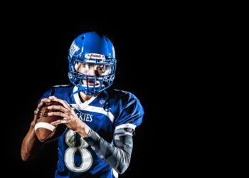 De Bengals strikken productieve pass-catching TE Mike Gesicki.