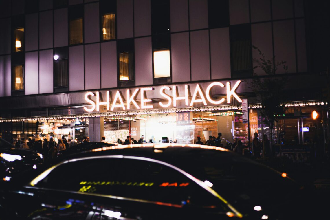 Shake Shack biedt gratis hamburgers aan ter ere van de lange duur van de Oscars.